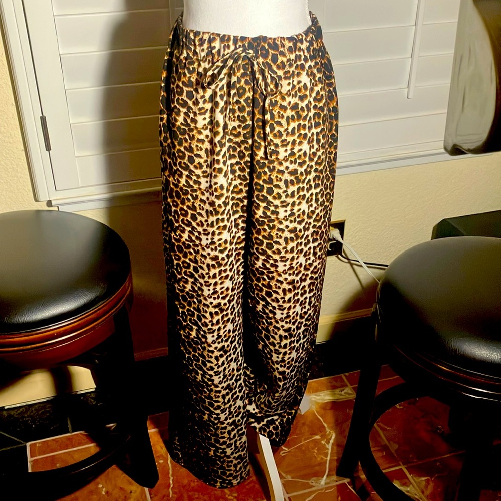 🖤🐅Trendz Chita Print Wide Leg Pants W/2” Elastic Waistband Lounge Pants Sz 2X